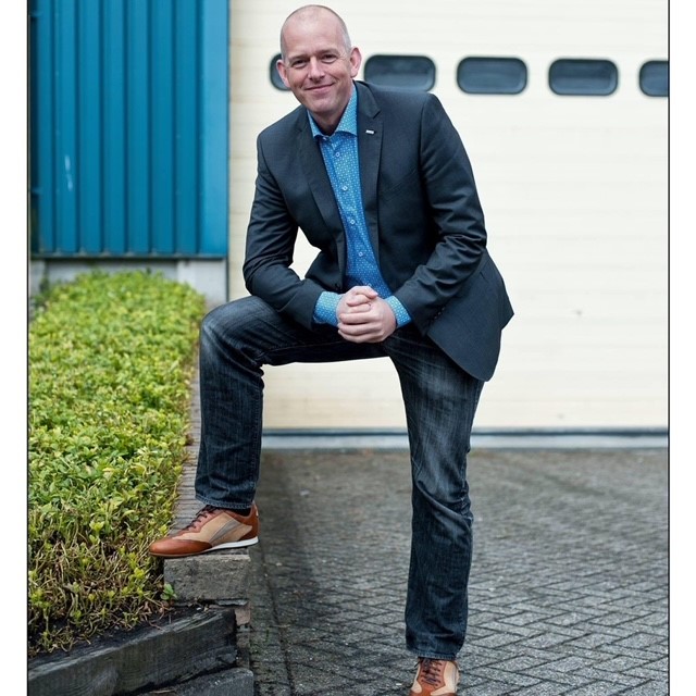 Johan Koops is trotse eigenaar van Koops Verhuisgroep
