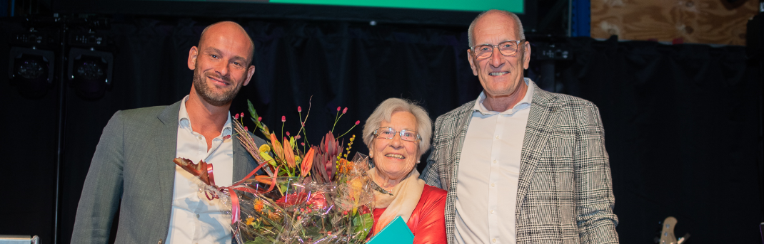 VAN DER ENT TOP MOVERS 100 JAAR